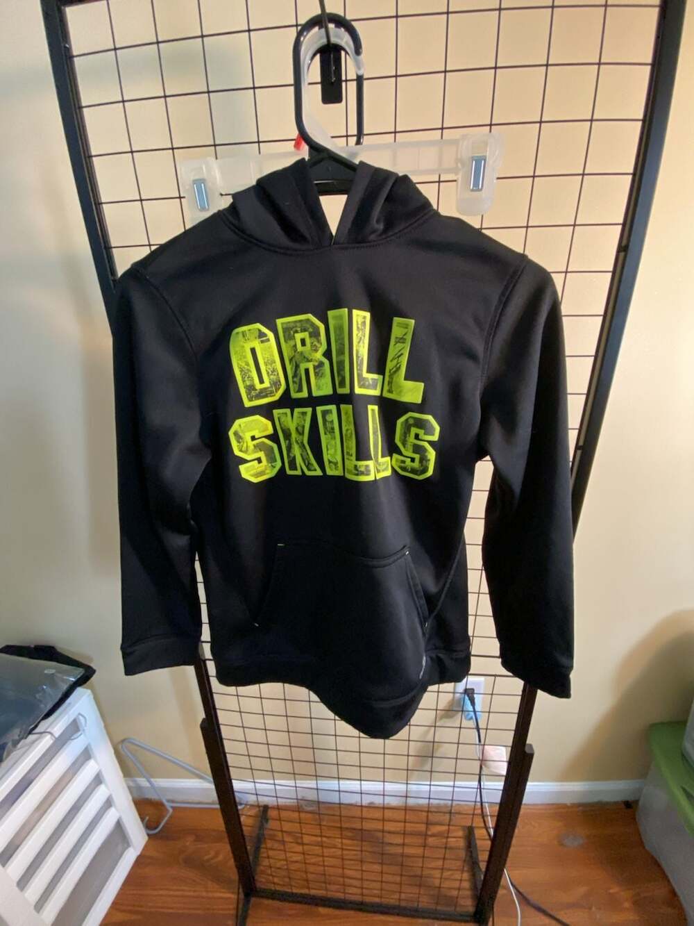 Tek Gear Dry Tek Drill Skills Black Neon Green Boys Hoodie Size M 10/12